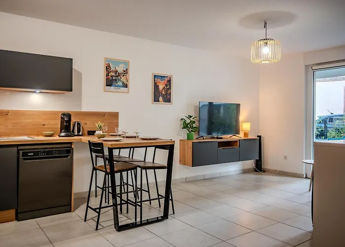 Apartment Le Stan - Centre - Terrasse & Parking Gratuit - Commerces A Proximite